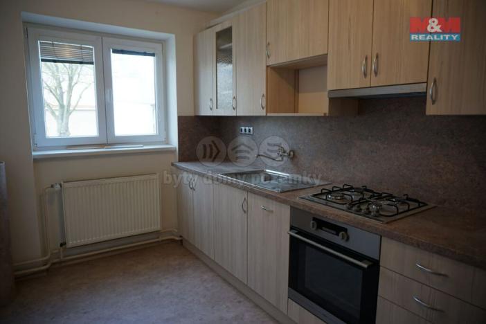 Pronájem bytu 2+1, Pardubice, Dašická, 60 m2