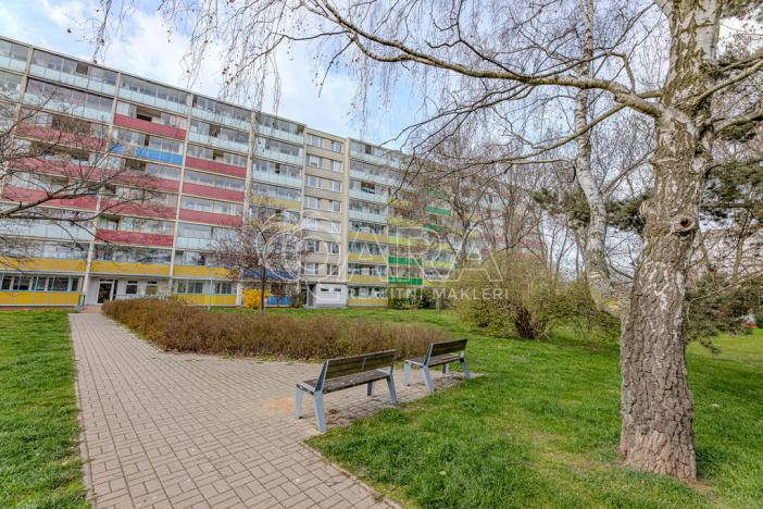 Prodej bytu 3+1, Praha - Prosek, Bílinská, 54 m2