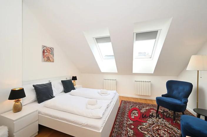 Pronájem bytu 1+kk, Praha - Vinohrady, Záhřebská, 31 m2