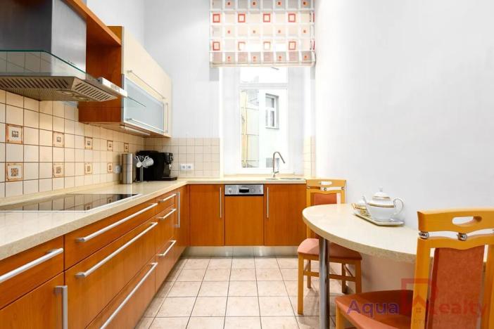 Prodej bytu 3+1, Karlovy Vary, T. G. Masaryka, 75 m2