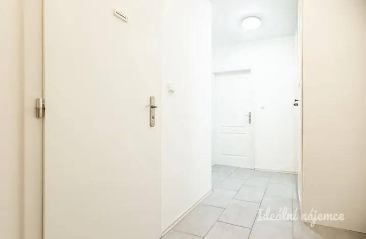 Pronájem bytu 2+kk, Praha - Letňany, Krausova, 45 m2