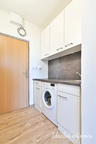 Pronájem bytu 1+kk, Brno, Jedovnická, 22 m2