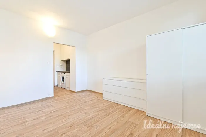 Pronájem bytu 1+kk, Brno, Jedovnická, 22 m2