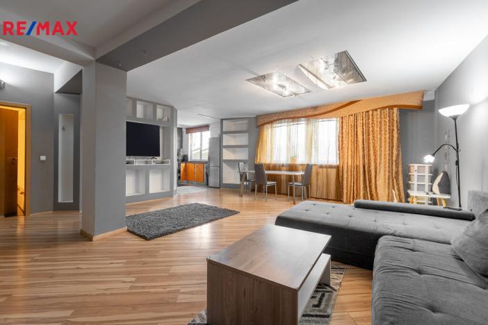 Prodej bytu 2+kk, Karlovy Vary, Horova, 86 m2
