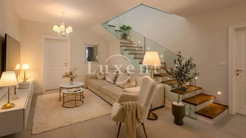 Prodej vily, Rogoznica, Chorvatsko, 220 m2