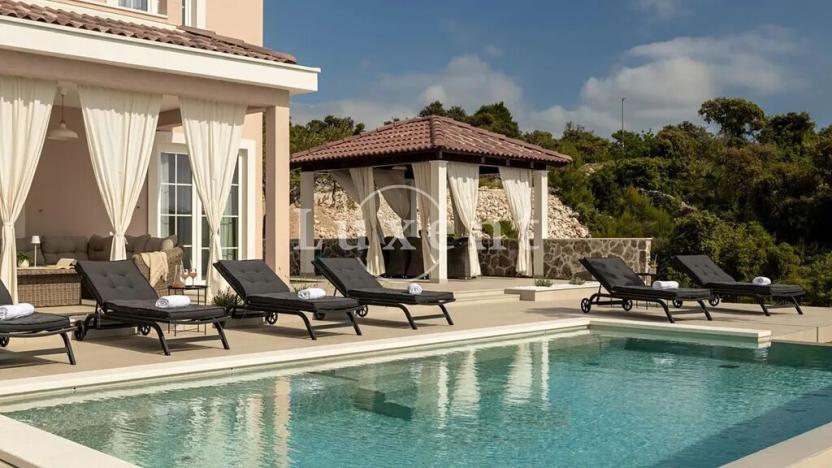 Prodej vily, Rogoznica, Chorvatsko, 220 m2