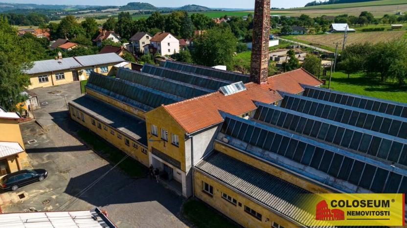 Pronájem komerční nemovitosti, Drnovice, 2370 m2