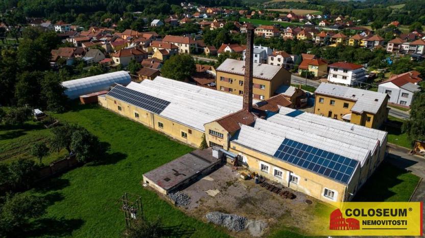 Pronájem komerční nemovitosti, Drnovice, 2370 m2