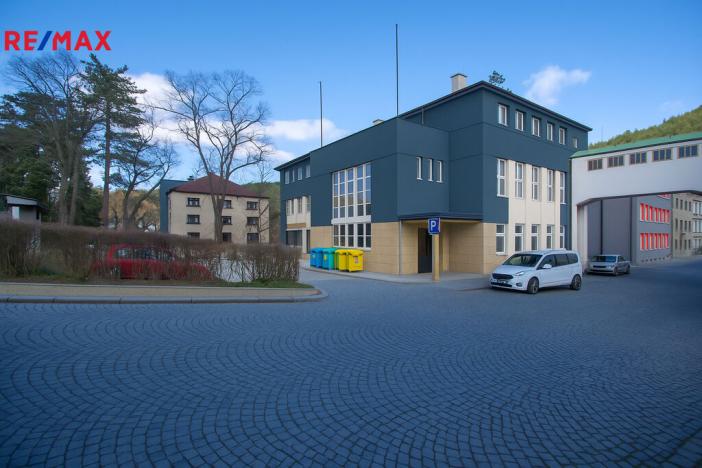 Prodej obchodního prostoru, Úpice, Dr. Teuchmanna, 1817 m2