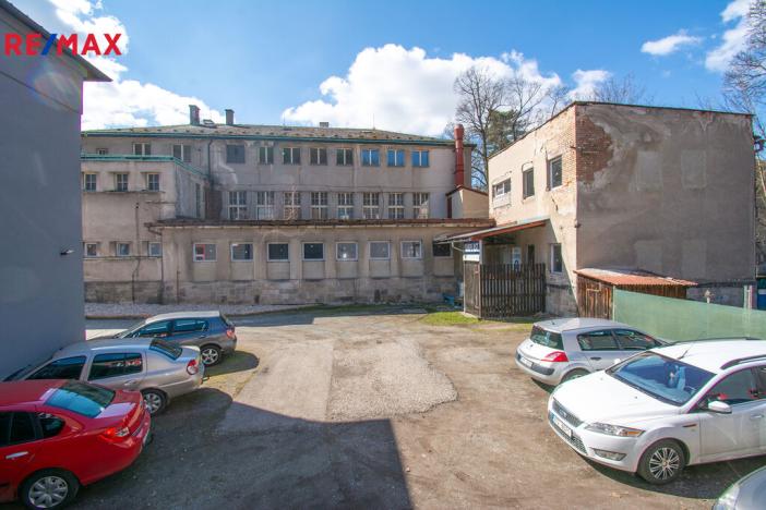 Prodej obchodního prostoru, Úpice, Dr. Teuchmanna, 1817 m2