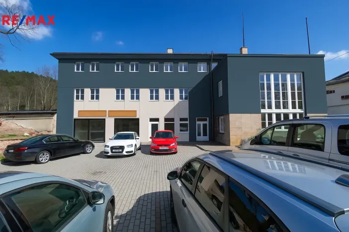 Prodej obchodního prostoru, Úpice, Dr. Teuchmanna, 1817 m2