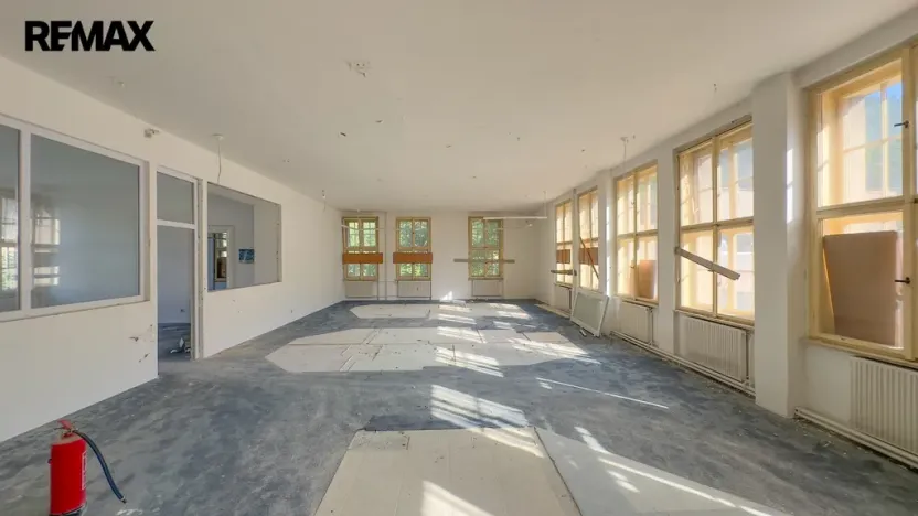 Prodej obchodního prostoru, Úpice, Dr. Teuchmanna, 1817 m2