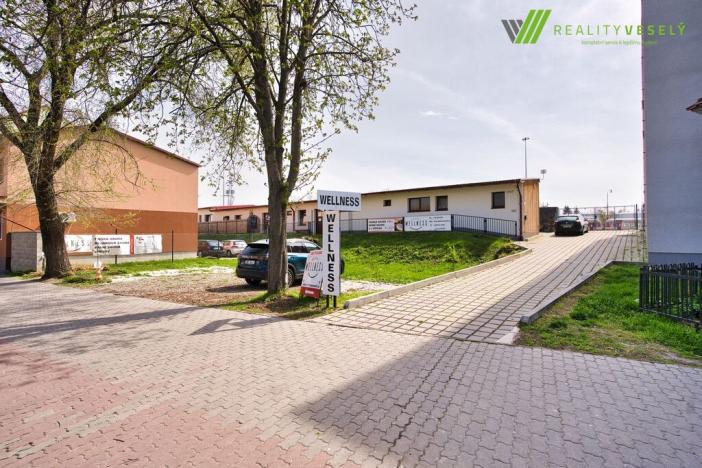 Prodej komerční nemovitosti, Veselí nad Moravou, Národních mučedníků, 391 m2