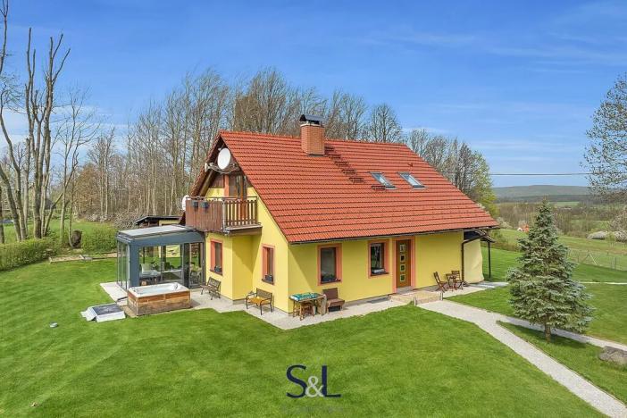 Prodej rodinného domu, Heřmanice, 204 m2