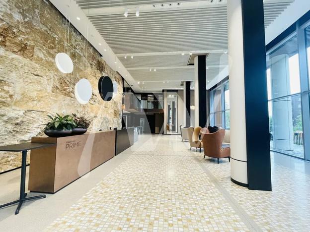 Pronájem kanceláře, Praha - Nusle, Lomnického, 208 m2