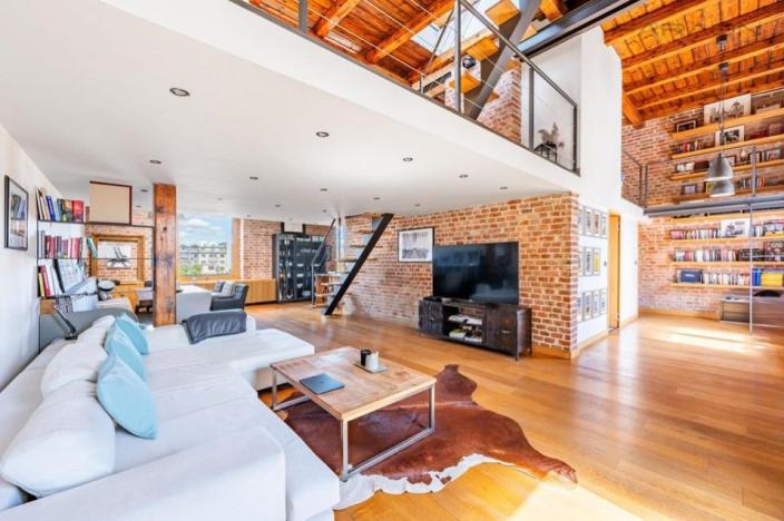 Pronájem bytu 2+kk, Praha - Nusle, Bartoškova, 180 m2