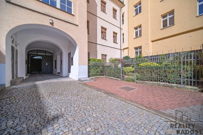 Pronájem kanceláře, Pardubice, třída Míru, 140 m2