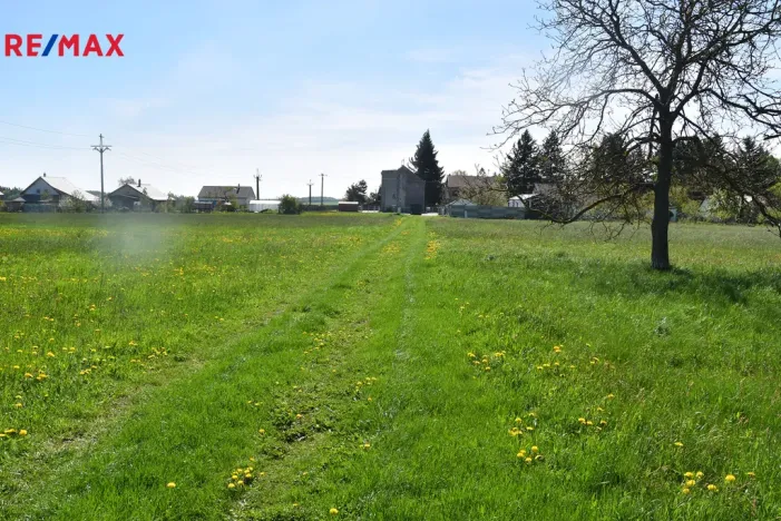 Prodej pole, Podomí, 1938 m2