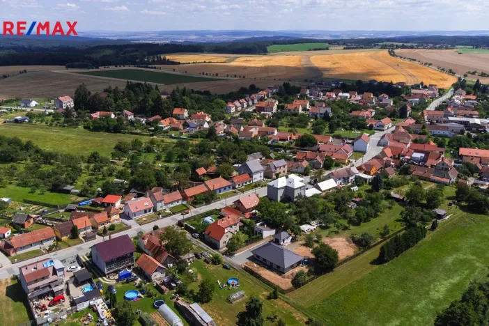 Prodej pole, Podomí, 1938 m2