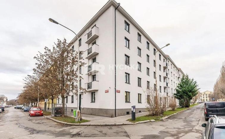 Prodej bytu 3+1, Praha - Vysočany, U vysočanského pivovaru, 73 m2