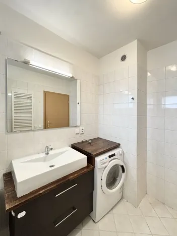 Pronájem bytu 2+kk, Liberec - Liberec V-Kristiánov, Humpolecká, 55 m2