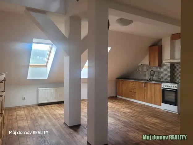 Pronájem bytu 3+kk, Praha - Radotín, Věštínská, 85 m2