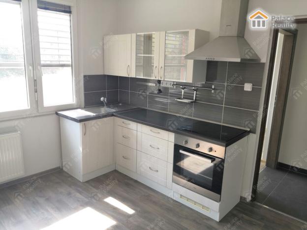 Pronájem bytu 2+kk, Hradec Králové - Moravské Předměstí, Štefánikova, 34 m2
