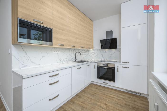 Prodej bytu 3+kk, Chrudim - Chrudim III, Škroupova, 61 m2