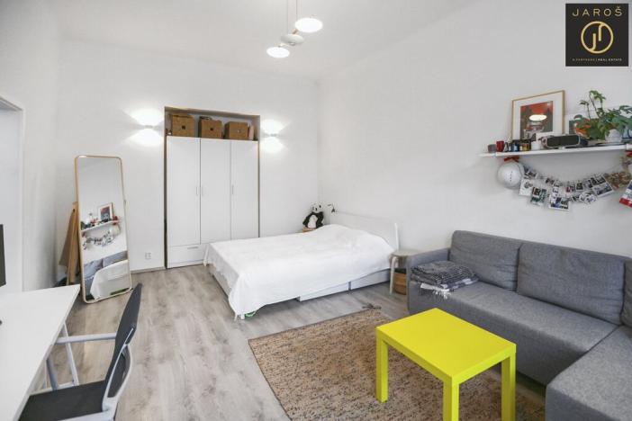 Pronájem bytu 2+kk, Praha - Bubeneč, Korunovační, 50 m2