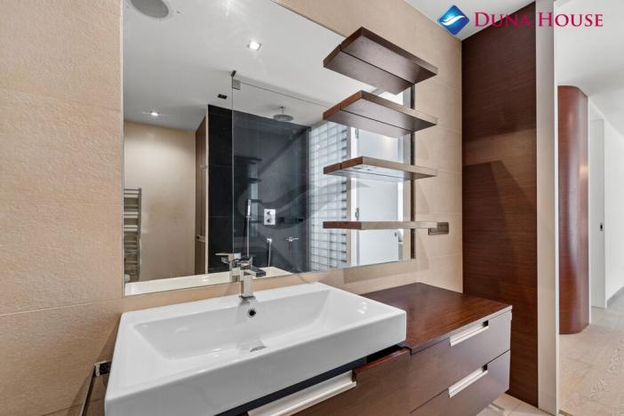 Prodej bytu 3+kk, Praha - Břevnov, Šlikova, 121 m2