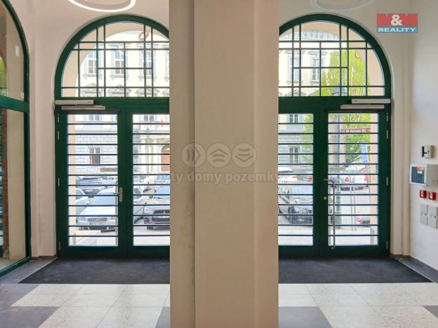 Pronájem obchodního prostoru, Opava - Město, Masarykova třída, 80 m2