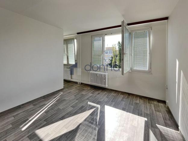 Pronájem bytu 1+kk, Praha - Střížkov, Českolipská, 26 m2