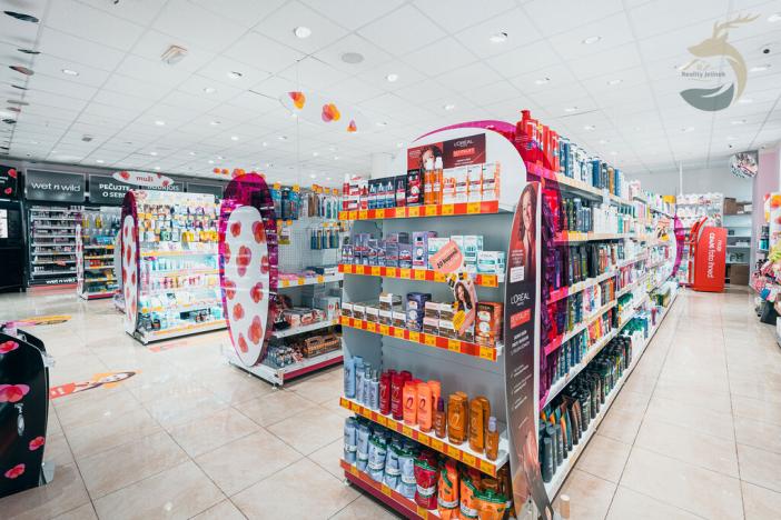 Prodej obchodního prostoru, Sušice, náměstí Svobody, 628 m2