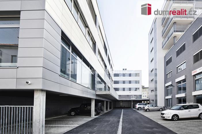 Pronájem kanceláře, Uherské Hradiště, Stojanova, 20 m2