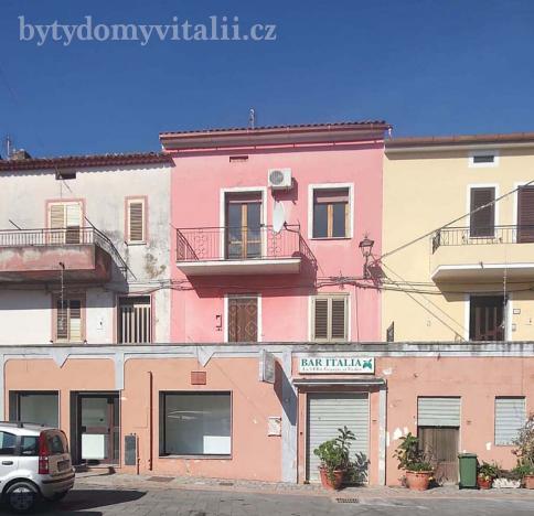 Prodej domu, Piazza Casale, Santa Maria del Cedro, Kalábrie, Itálie, 85 m2