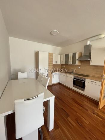 Pronájem bytu 2+kk, Dobrá Voda u Českých Budějovic, Mírová, 62 m2