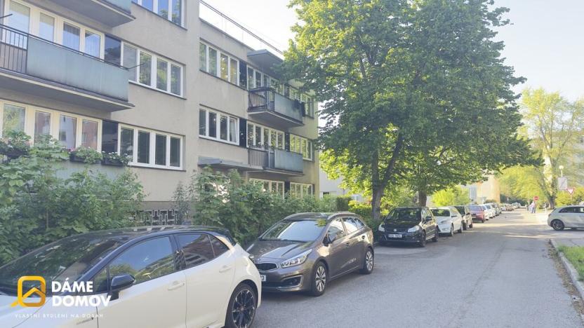 Pronájem bytu 1+1, Zlín, Kúty, 39 m2