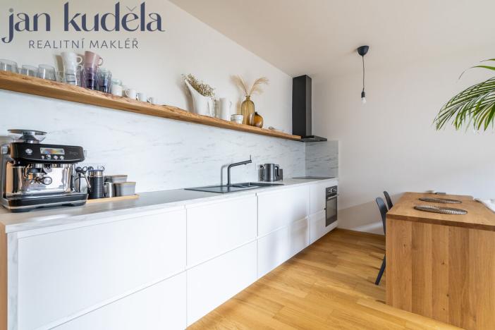 Pronájem bytu 2+kk, Brno, Kumpoštova, 58 m2