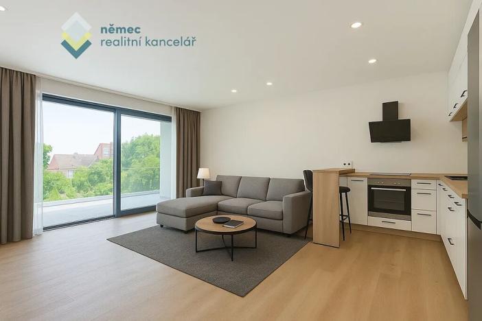 Prodej bytu 2+kk, Praha - Kobylisy, Klapkova, 86 m2