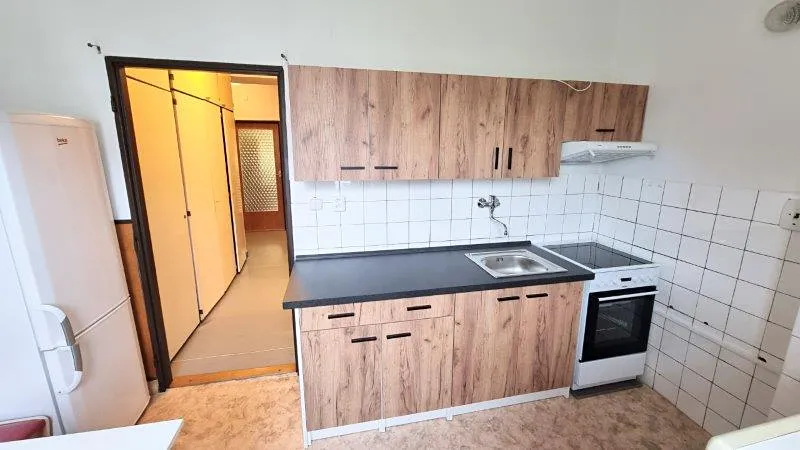 Pronájem bytu 3+1, Polná, Palackého, 3 m2