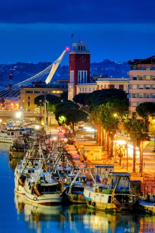 Prodej bytu 3+1, Città Sant'Angelo,, Itálie, 108 m2