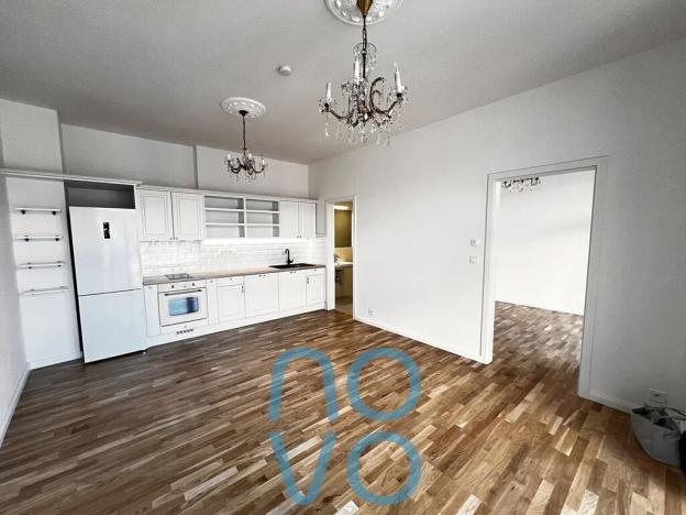 Pronájem bytu 2+kk, Praha - Karlín, Vítkova, 41 m2