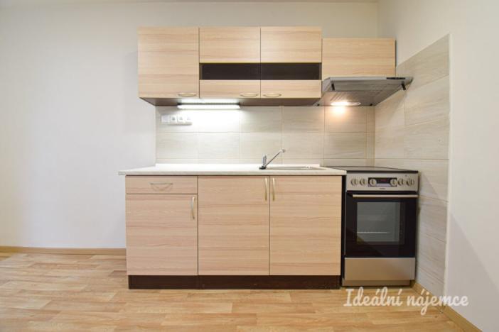 Pronájem bytu 3+1, Brno, Kárníkova, 80 m2