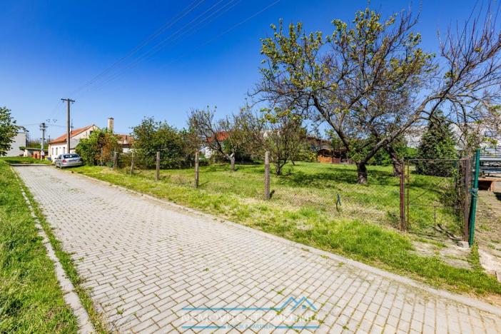 Prodej pozemku pro bydlení, Dyjákovice, 600 m2