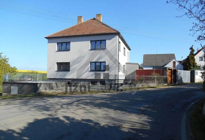 Prodej rodinného domu, Slabčice, 500 m2