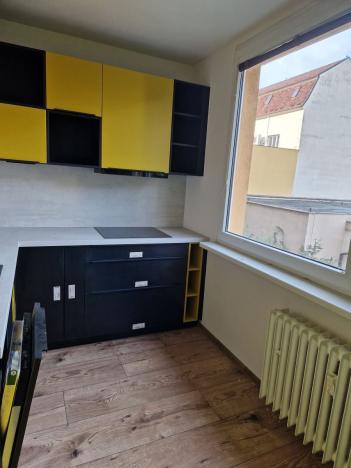 Pronájem bytu 2+1, Děčín, Pohraniční, 62 m2