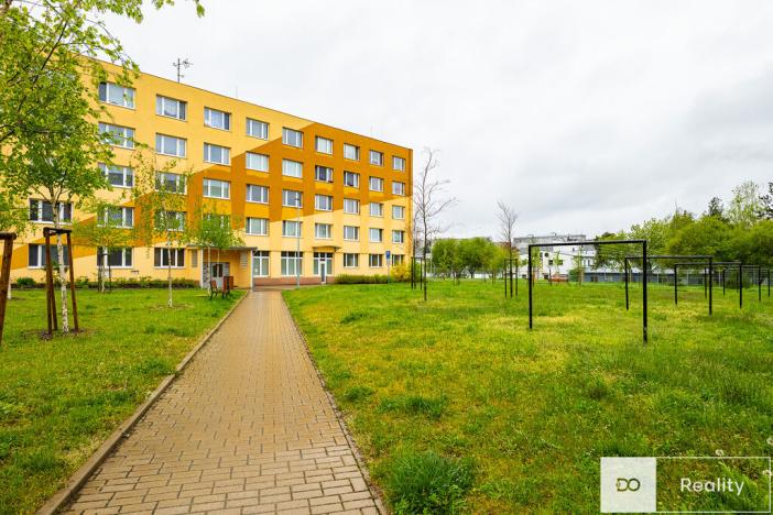 Prodej bytu 2+1, Planá nad Lužnicí, Průmyslová, 58 m2