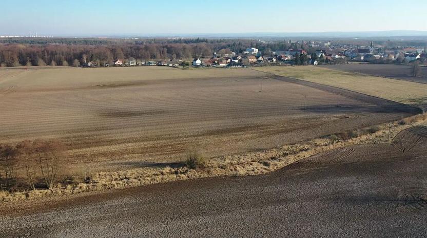 Prodej pole, Lázně Bohdaneč, 15451 m2