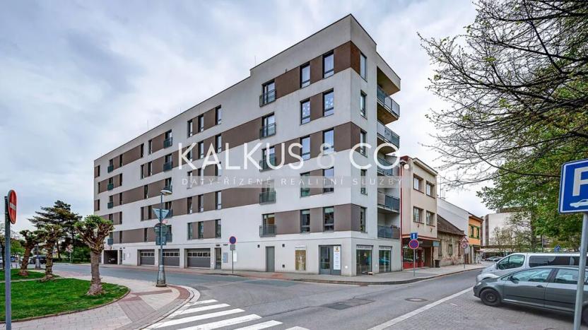 Pronájem bytu 2+kk, Hradec Králové, V Koutech, 50 m2