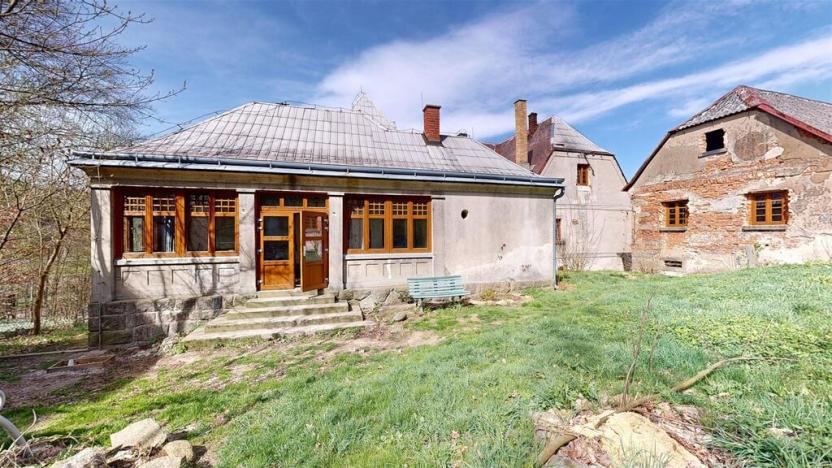 Prodej komerční nemovitosti, Mikulášovice, 1570 m2